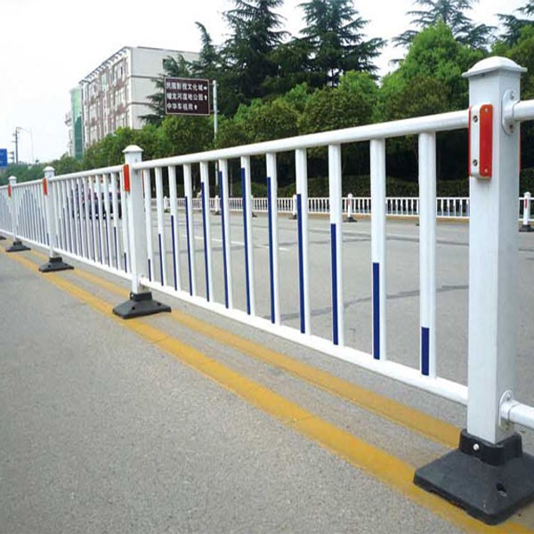 <a href='http://www.i48lz.cn' target='_blank'><u>道路<a href='http://www.i48lz.cn' target='_blank'><u>護欄</u></a></u></a>